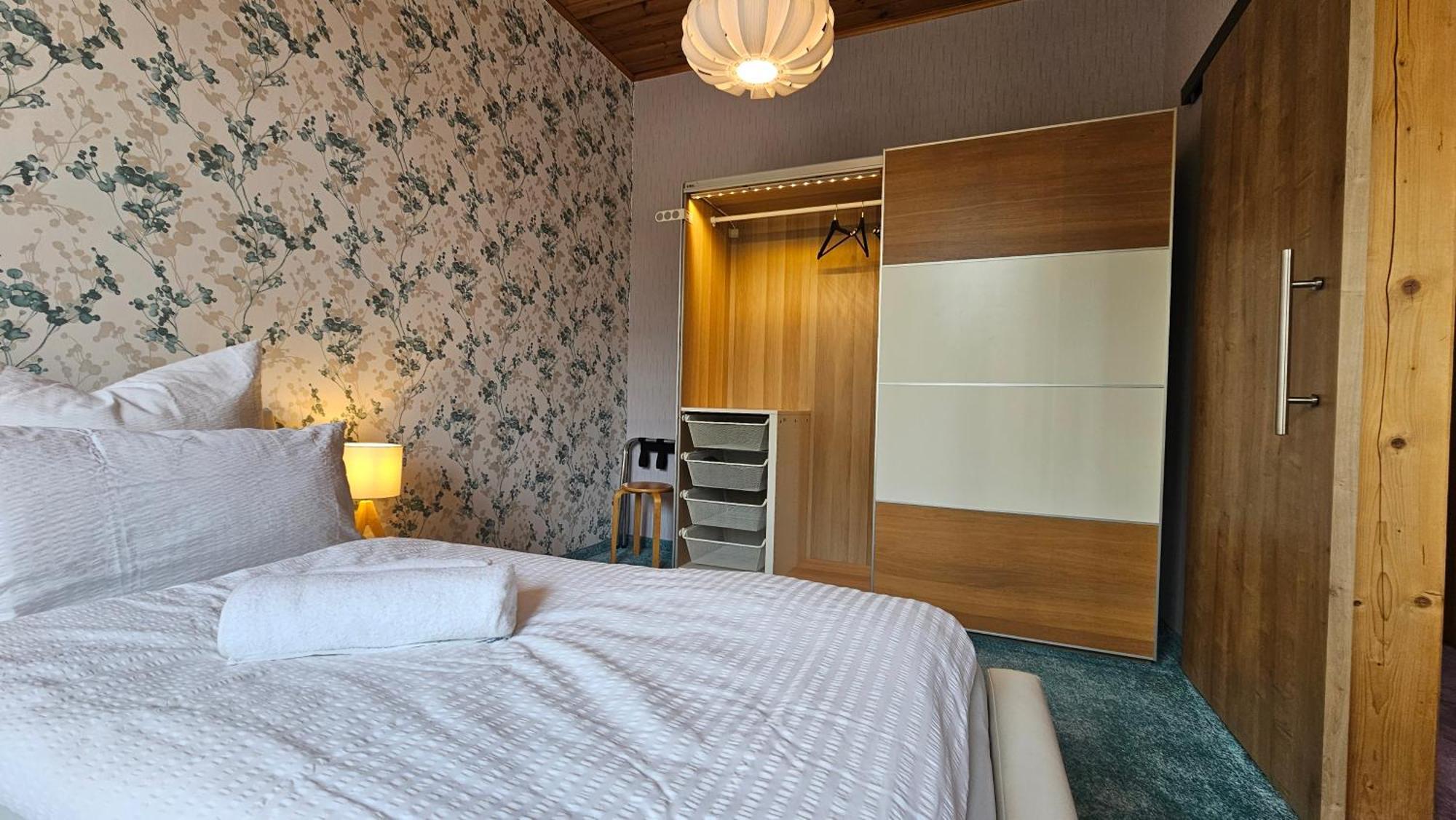 באד אלסטר Pension Weisse Rose, Parkplatz, Fruehstueck, Wlan, Zentral מראה חיצוני תמונה